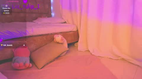Snapshot of lia_tulip chatting on September 17, 2:31 pm lia sandoval online show from September 17, 2:31 pm