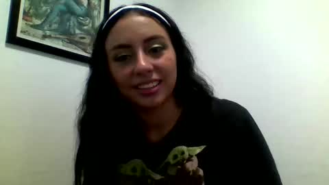   lia  online show from December 11, 9:12 pm