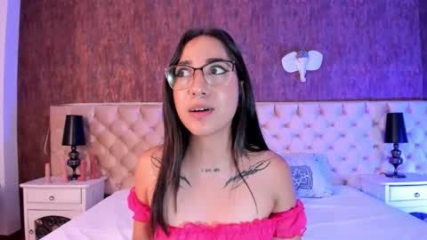 liaa turner  online show from September 23, 11:55 pm