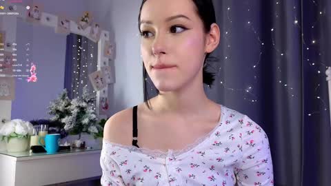 Snapshot of liaglamour chatting on January 22, 1:42 pm Lia online show from January 22, 1:42 pm