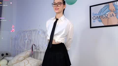Snapshot of liaglamour chatting on February 7, 9:26 am Lia online show from February 7, 9:26 am