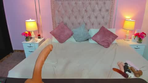 Snapshot of liahjhons chatting on January 28, 10:34 am Liah online show from January 28, 10:34 am