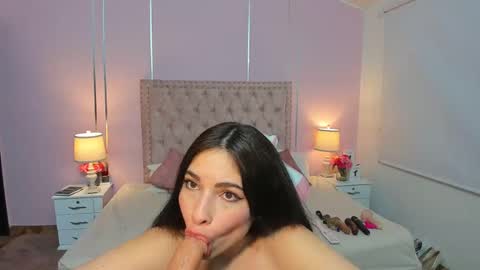 Snapshot of liahjhons chatting on January 18, 4:04 am Liah online show from January 18, 4:04 am
