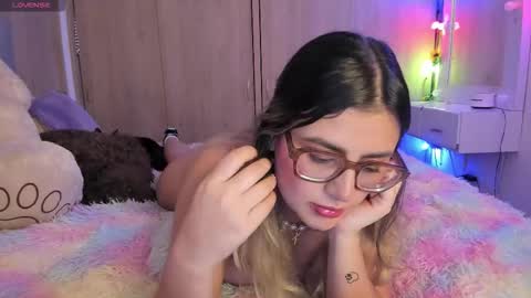 Snapshot of liahkimi chatting on September 11, 2:57 am Lia online show from September 11, 2:57 am