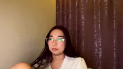 liaisonx_rosa online show from December 17, 2:57 pm