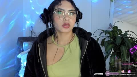 Snapshot of liak_bratz33 chatting on January 25, 5:07 am Liak online show from January 25, 5:07 am
