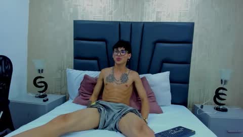 Liam Adamms online show from February 4, 8:24 pm