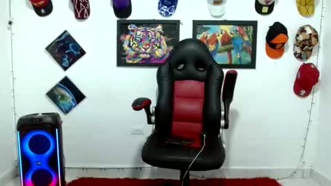 Andres online show from January 18, 10:30 pm