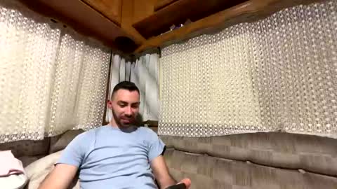 Snapshot of liam_daniel chatting on February 23, 6:01 pm Liam online show from February 23, 6:01 pm