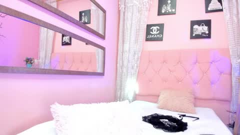 Liam online show from April 11, 7:45 am