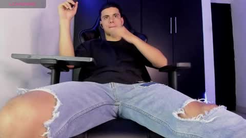 Liam online show from April 4, 6:20 am