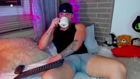 liam online show from January 17, 3:49 am