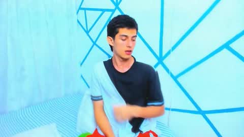 liam_scott7 online show from September 19, 12:15 am
