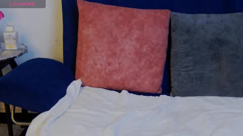 Liam online show from November 29, 5:20 pm