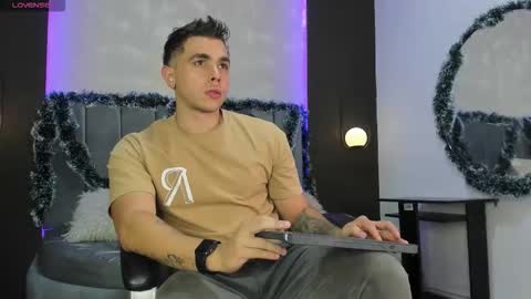 Liam online show from November 23, 10:41 pm