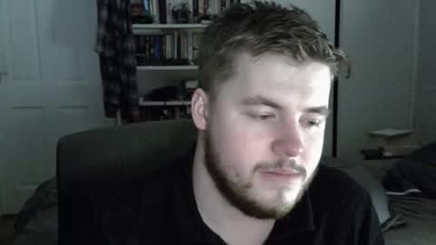 Liam Fox online show from November 30, 3:57 am