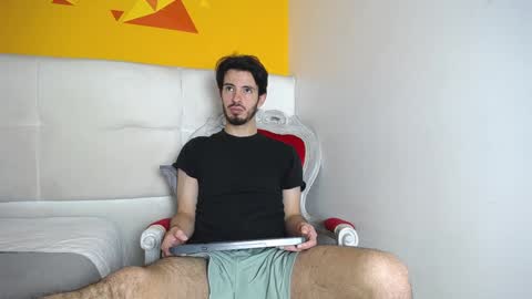 LiamLuxe online show from February 1, 12:37 pm