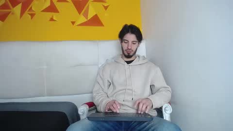 LiamLuxe online show from February 18, 12:39 pm