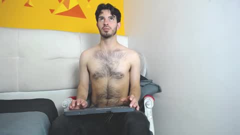 LiamLuxe online show from March 5, 5:39 pm