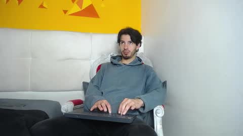 LiamLuxe online show from February 25, 12:49 pm