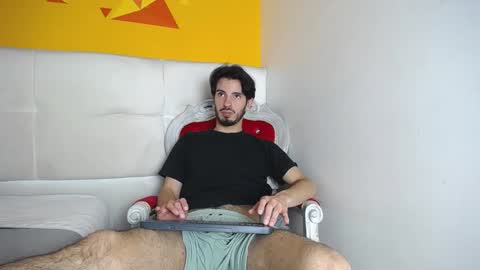 LiamLuxe online show from February 1, 3:39 pm