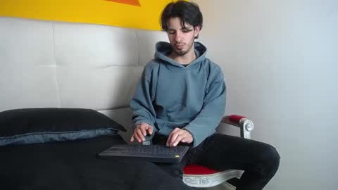 LiamLuxe online show from February 25, 6:55 pm