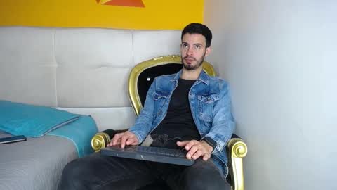 LiamLuxe online show from September 9, 2:50 pm