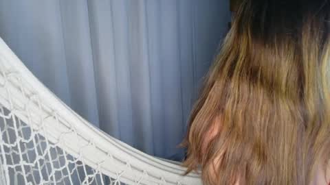 liamonroex2 online show from April 22, 1:57 am