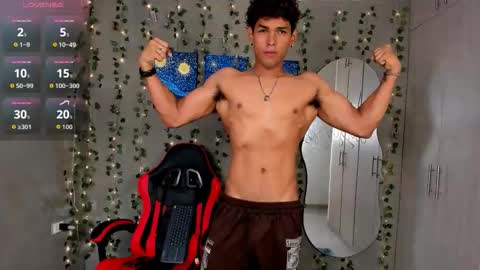 liamvibes212 online show from March 22, 1:48 pm