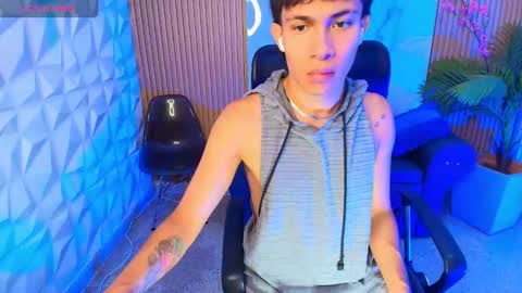 Snapshot of liamwoker chatting on September 16, 11:12 am Liam online show from September 16, 11:12 am