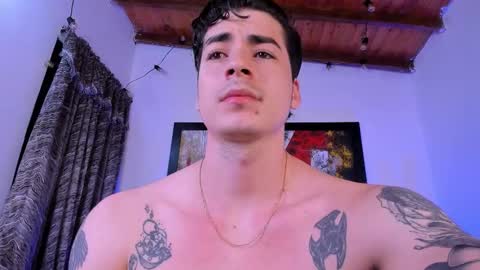 Snapshot of liamwyatt_ chatting on September 21, 3:10 am liamwyatt_ online show from September 21, 3:10 am
