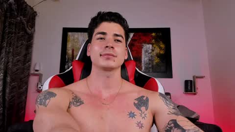 Snapshot of liamwyatt_ chatting on January 27, 9:34 am liamwyatt_ online show from January 27, 9:34 am