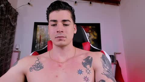 Snapshot of liamwyatt_ chatting on January 28, 4:08 am liamwyatt_ online show from January 28, 4:08 am