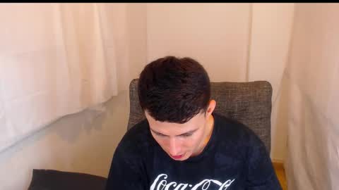 lian_eathan online show from January 17, 5:50 am