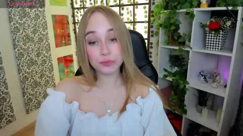 Liana online show from March 5, 2:03 am