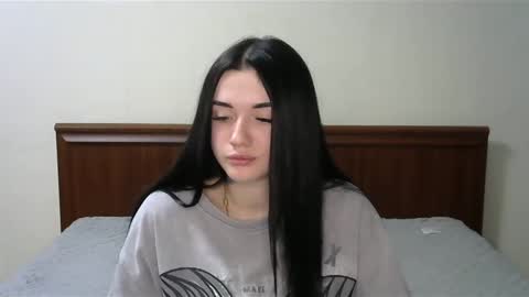 liana_diva online show from February 28, 9:12 pm