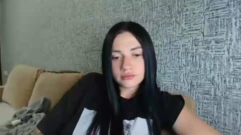 liana_diva online show from June 25, 6:46 pm