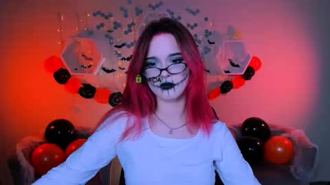 Little Liana  online show from October 24, 7:47 pm