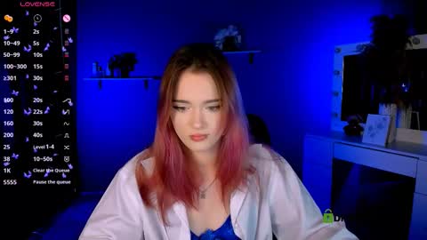 Little Liana  online show from September 30, 7:24 pm