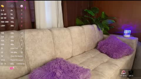 LIA online show from October 18, 3:27 pm