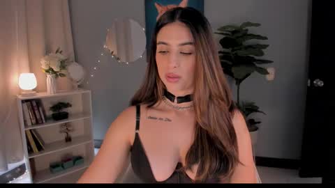 Lia online show from December 3, 8:09 pm