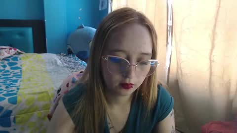 Snapshot of liaroberts1 chatting on February 1, 3:07 pm Lia Roberts online show from February 1, 3:07 pm
