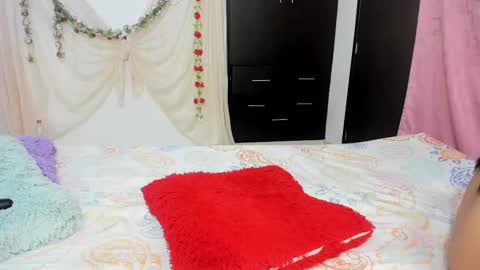 Lia online show from February 12, 3:05 pm