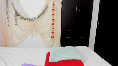 Lia online show from February 14, 2:54 pm