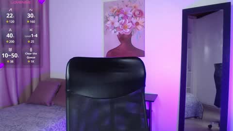Snapshot of liawhite_x chatting on December 26, 12:16 pm lia online show from December 26, 12:16 pm