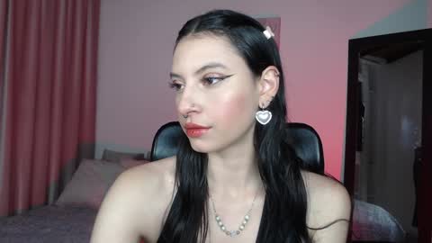 Snapshot of liawhite_x chatting on January 30, 12:27 pm lia online show from January 30, 12:27 pm
