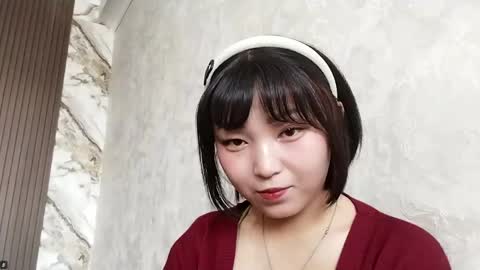 Molly online show from April 14, 12:08 pm