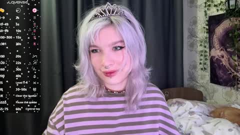 Lola online show from November 2, 7:47 pm