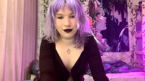 Lola online show from September 20, 7:50 pm