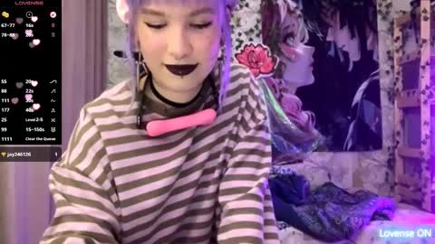 Lola online show from September 19, 7:39 pm